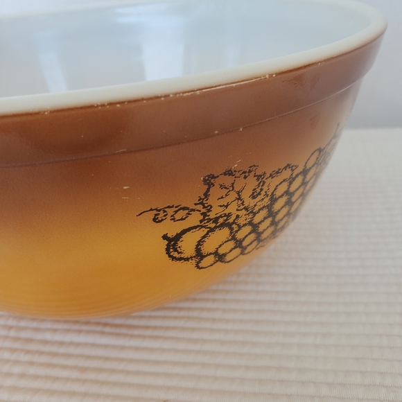 2 Pyrex Old Orchard Mixing 403 402 Bowls Fruit Brown Round 2.5qt 1.5 qt - Picture 14 of 16